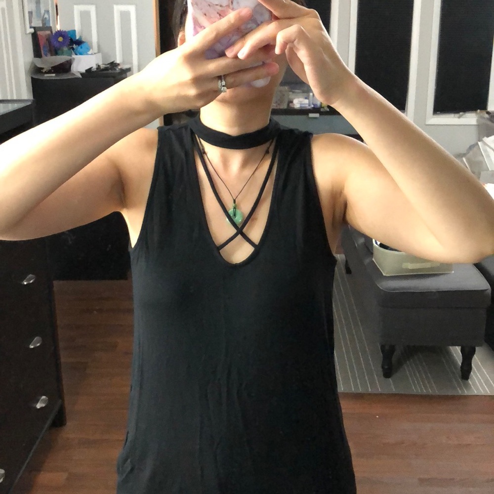 3/$10 AEO black tank top